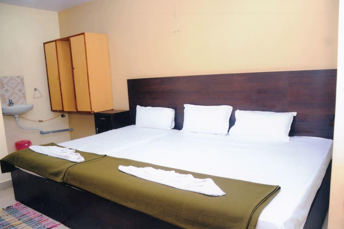 Divya Lodge Hyderabad Ngoại thất bức ảnh