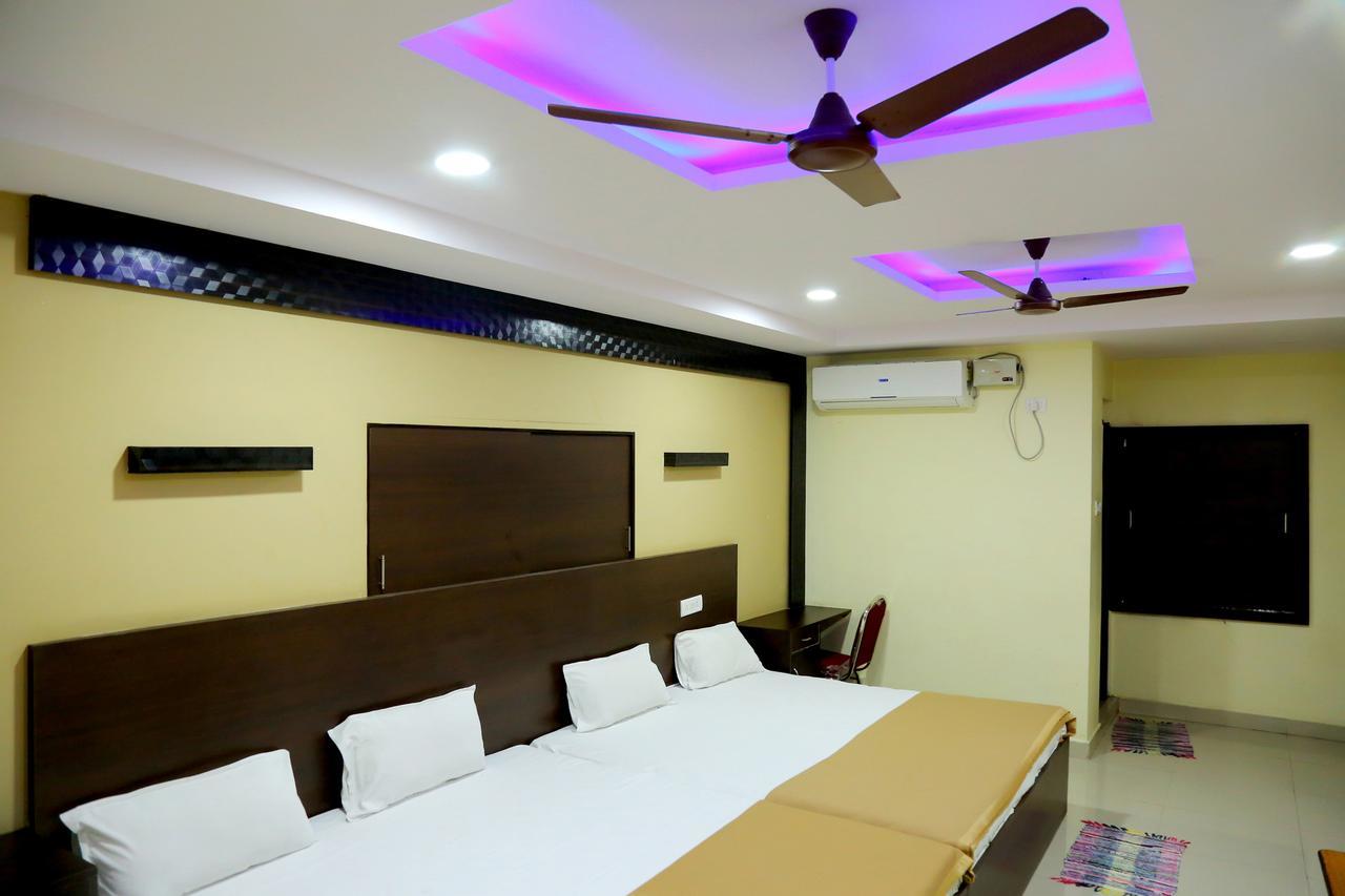 Divya Lodge Hyderabad Ngoại thất bức ảnh