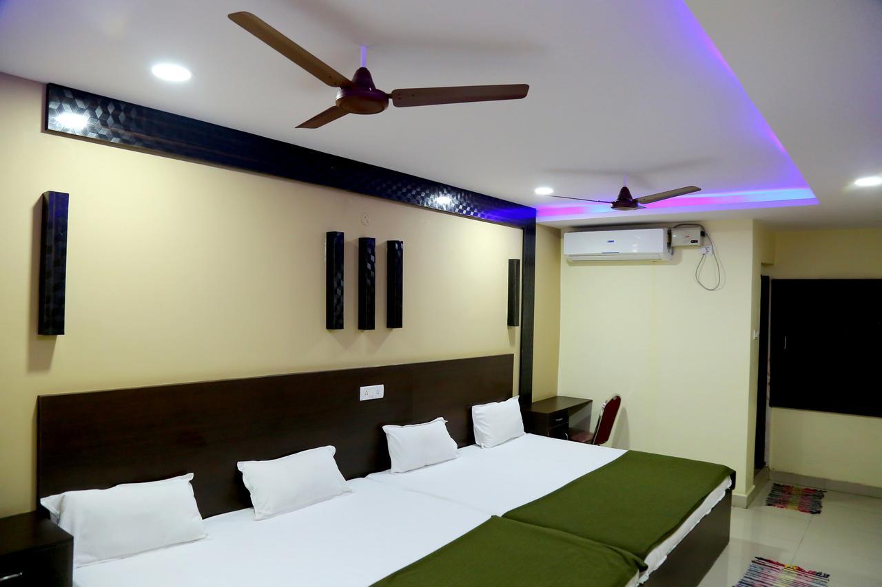 Divya Lodge Hyderabad Ngoại thất bức ảnh