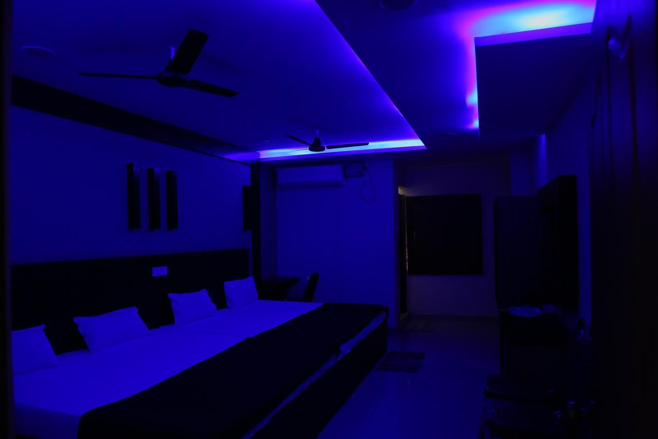 Divya Lodge Hyderabad Ngoại thất bức ảnh